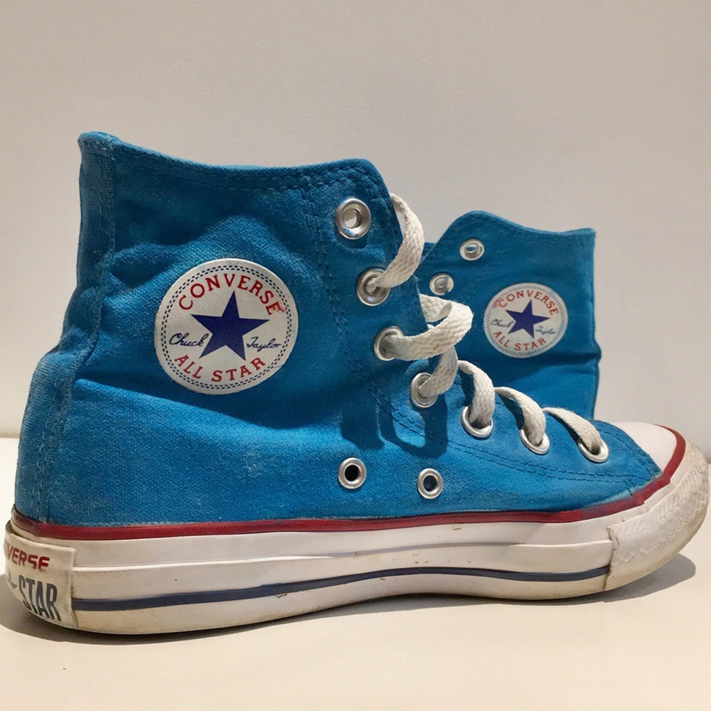 CONVERSE Chuck Taylors Vintage Women’s Size 6